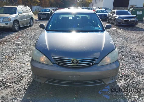2005 Toyota Camry Std из США, поврежденный, VIN 4T1BE32K95U944627
